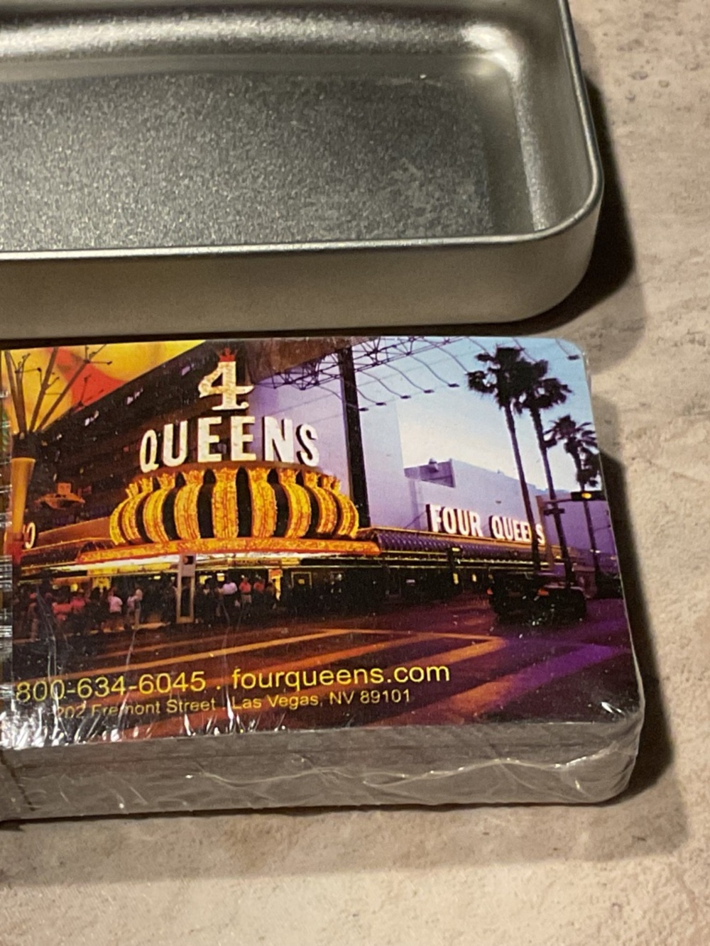 Vintage 4 Queens Hotel & Casino Tin with deck of cards Unused - Picture 4 of 6